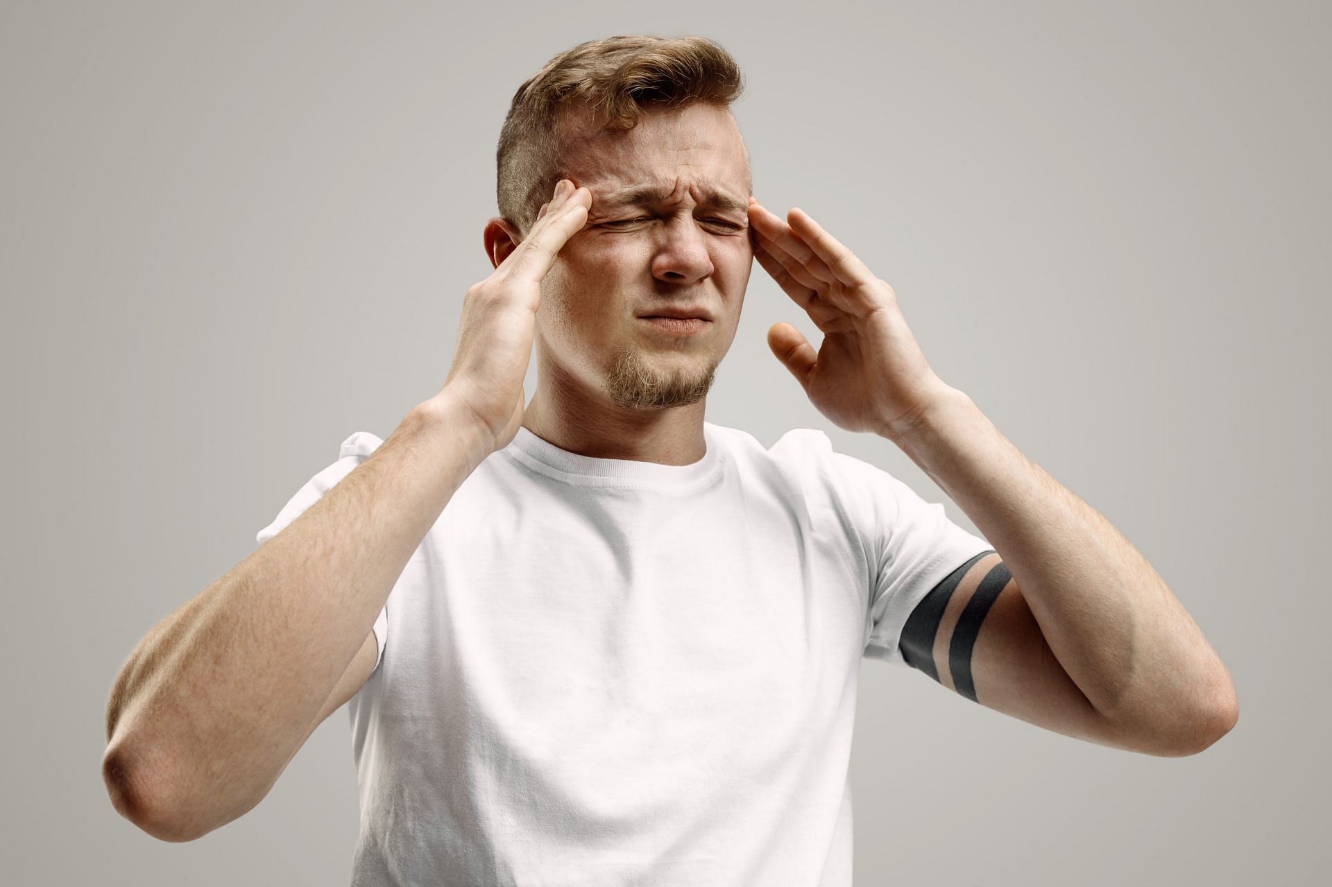 It is always good to keep an eye open for habits that affect cognitive health. (Image via Freepik/Master1305)